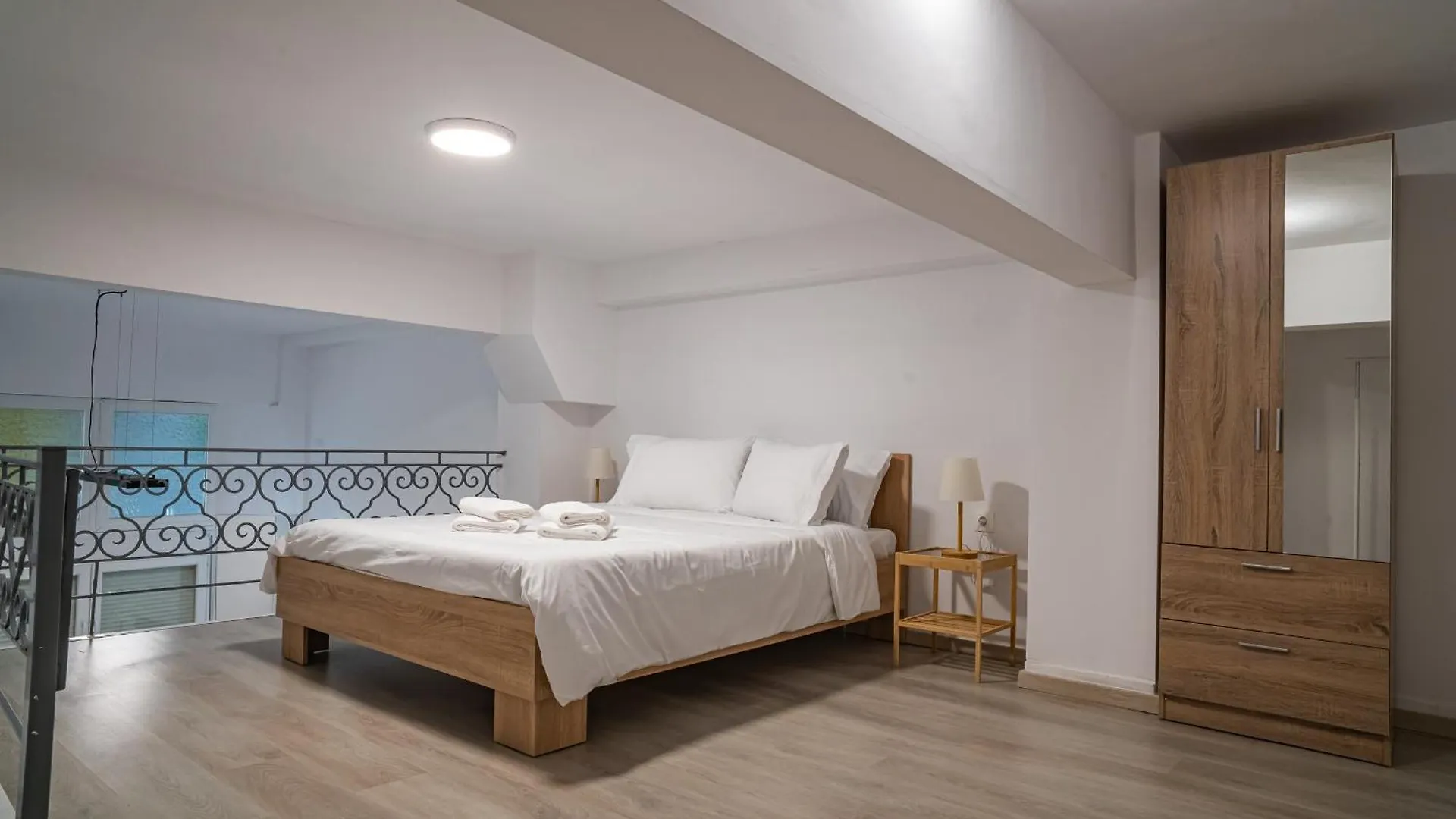 Feel Greek Hospitality #Θ005 Daire Selanik